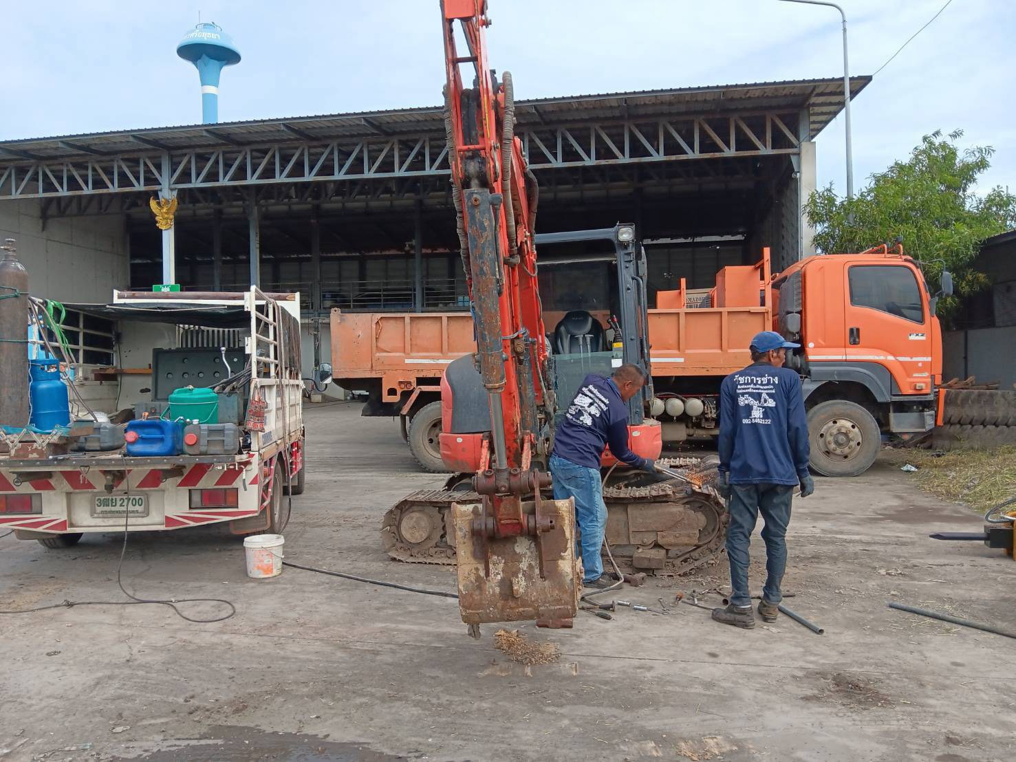 รับงานกลึงคว้านสนามหูบูม อาร์ม บุ้งกี๋
